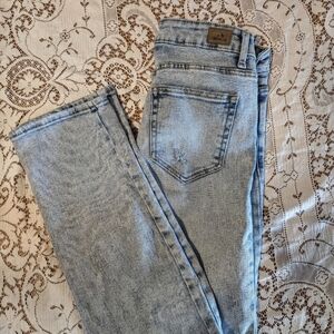 Jordache Women's High-Rise Straight Fit Jeans